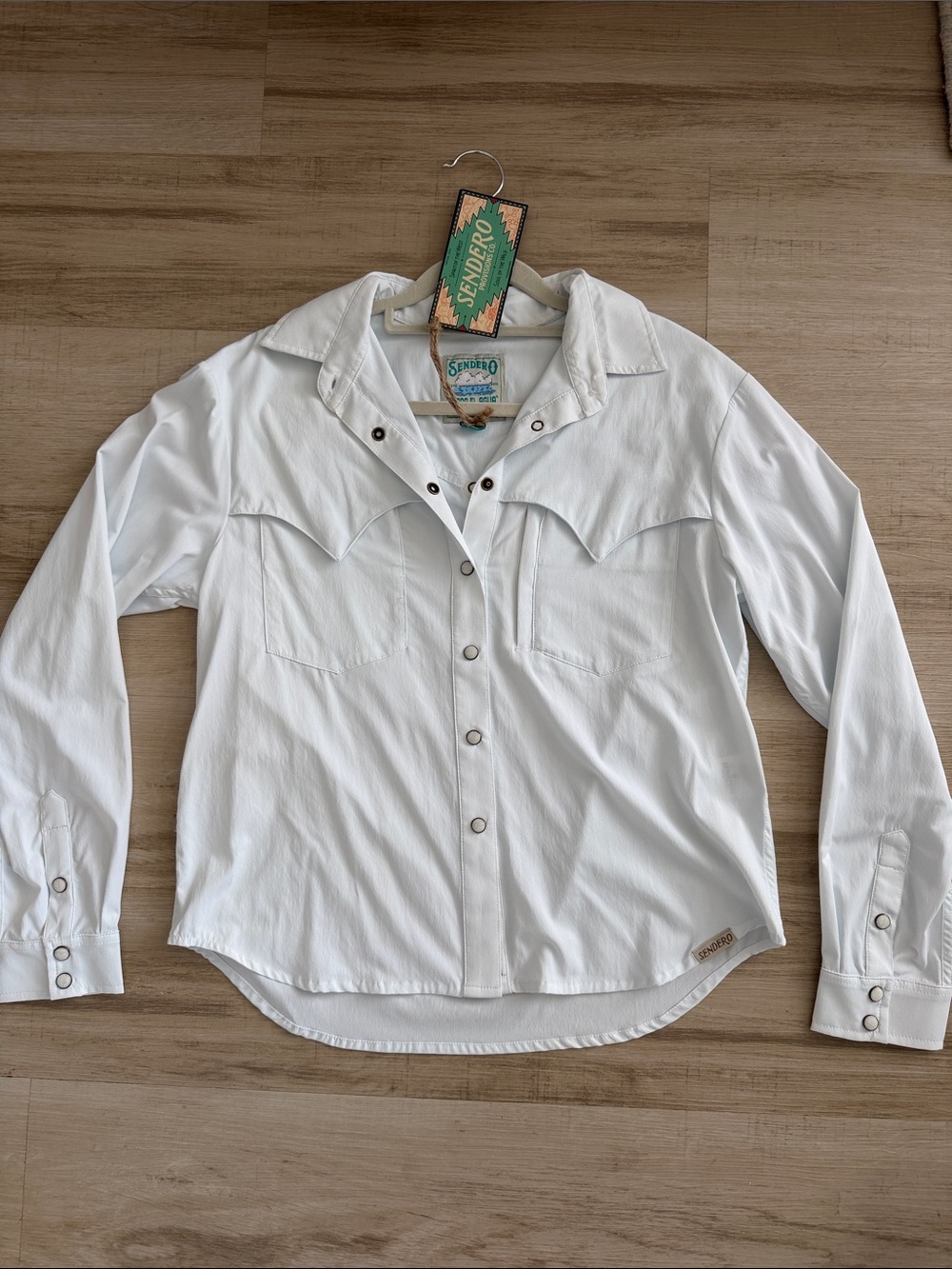 Sendero Women’s White Western Snap-Front Button Down Shirt